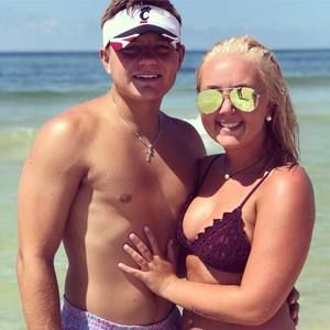 Meet your Posher, Corey